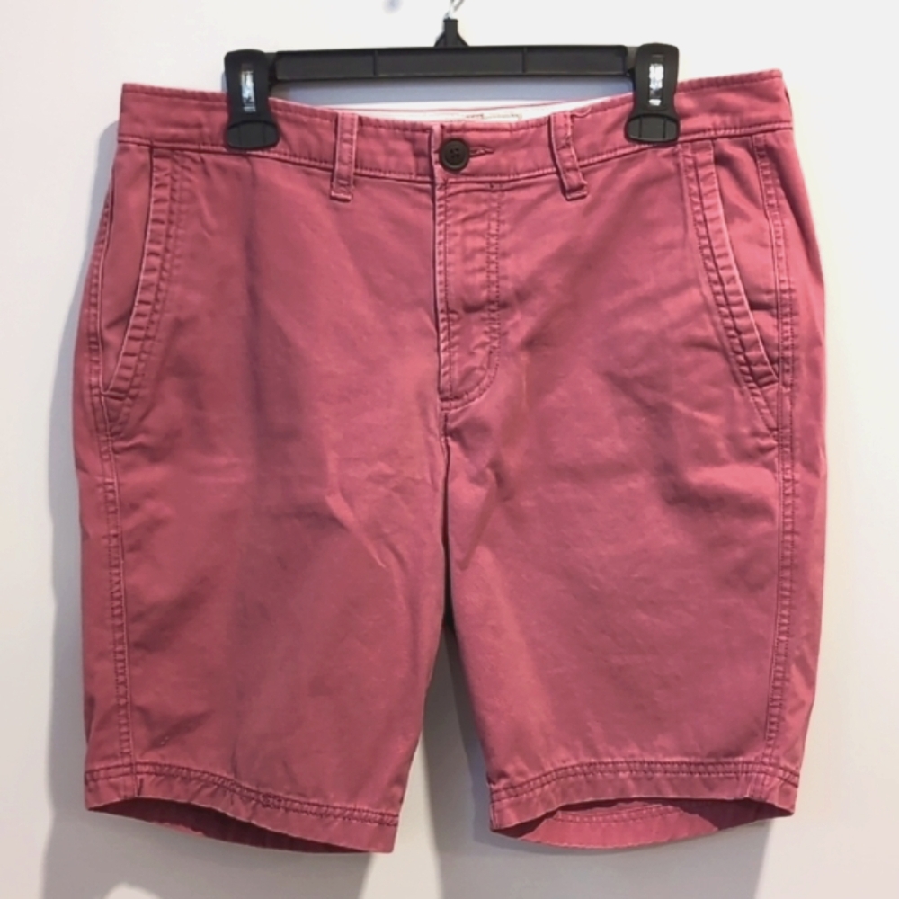Abercrombie & Fitch Pink Chino Bermuda Shorts Size 33